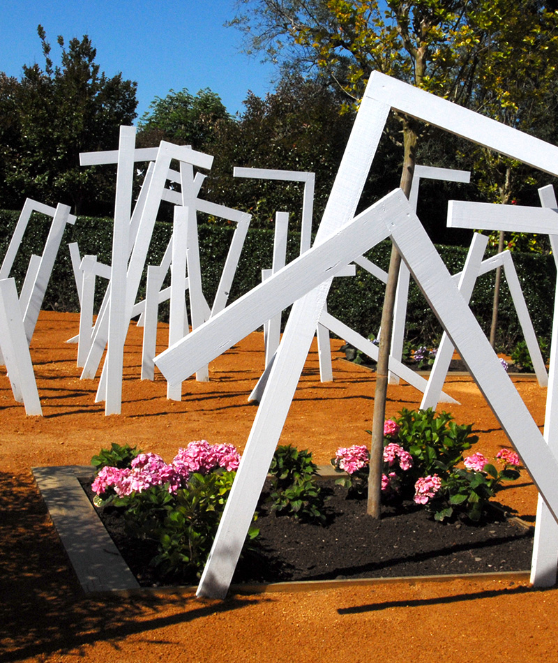 Moldura por Moldura: A Arte no Jardim