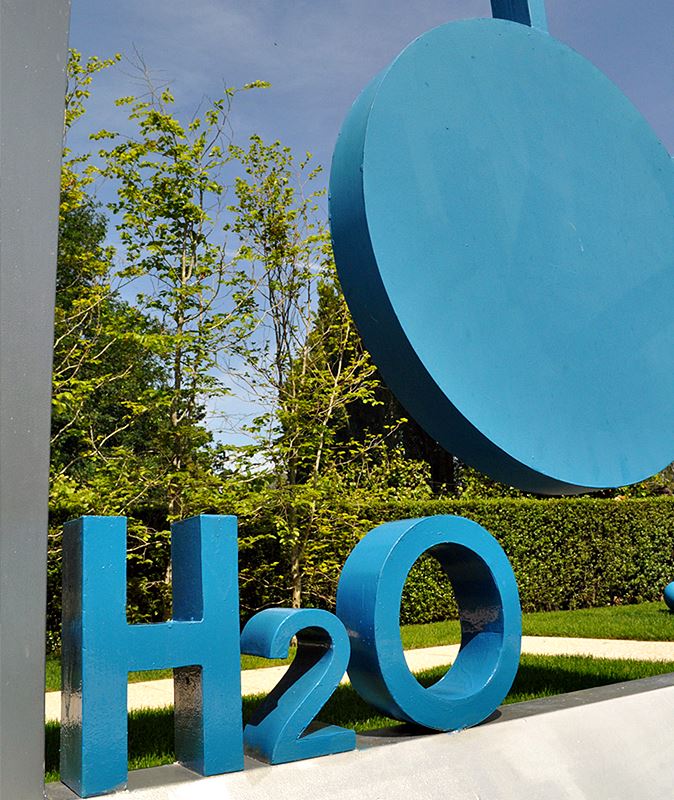 H2O